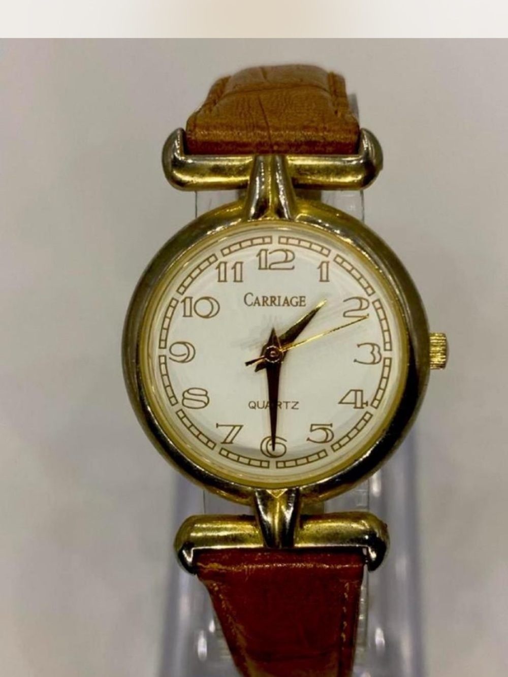 *** Carriage \ Timex *^* Gold-Tone Round Watch  ***  Tan  Leather Strap ***